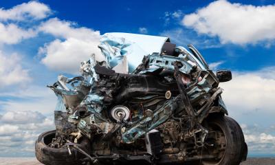 Bremen Autos zerstören mit dem Monstertruck