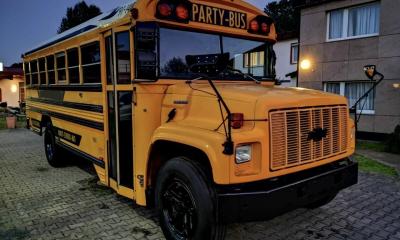 Duisburg Highschool Partybus Deluxe